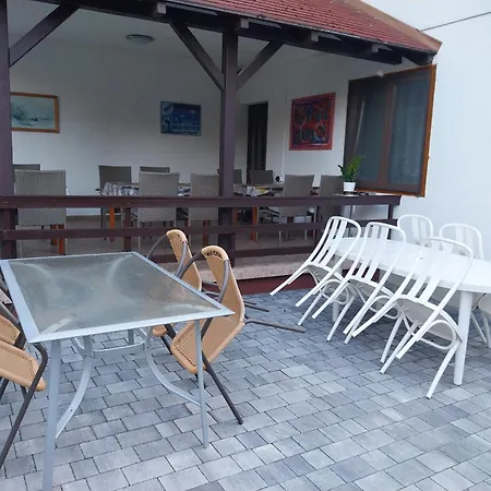 Fenyves Vendeghaz - * 希欧福克