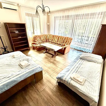 Fenyves Vendeghaz - Homestay