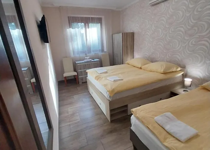 Fenyves Vendeghaz - * 希欧福克